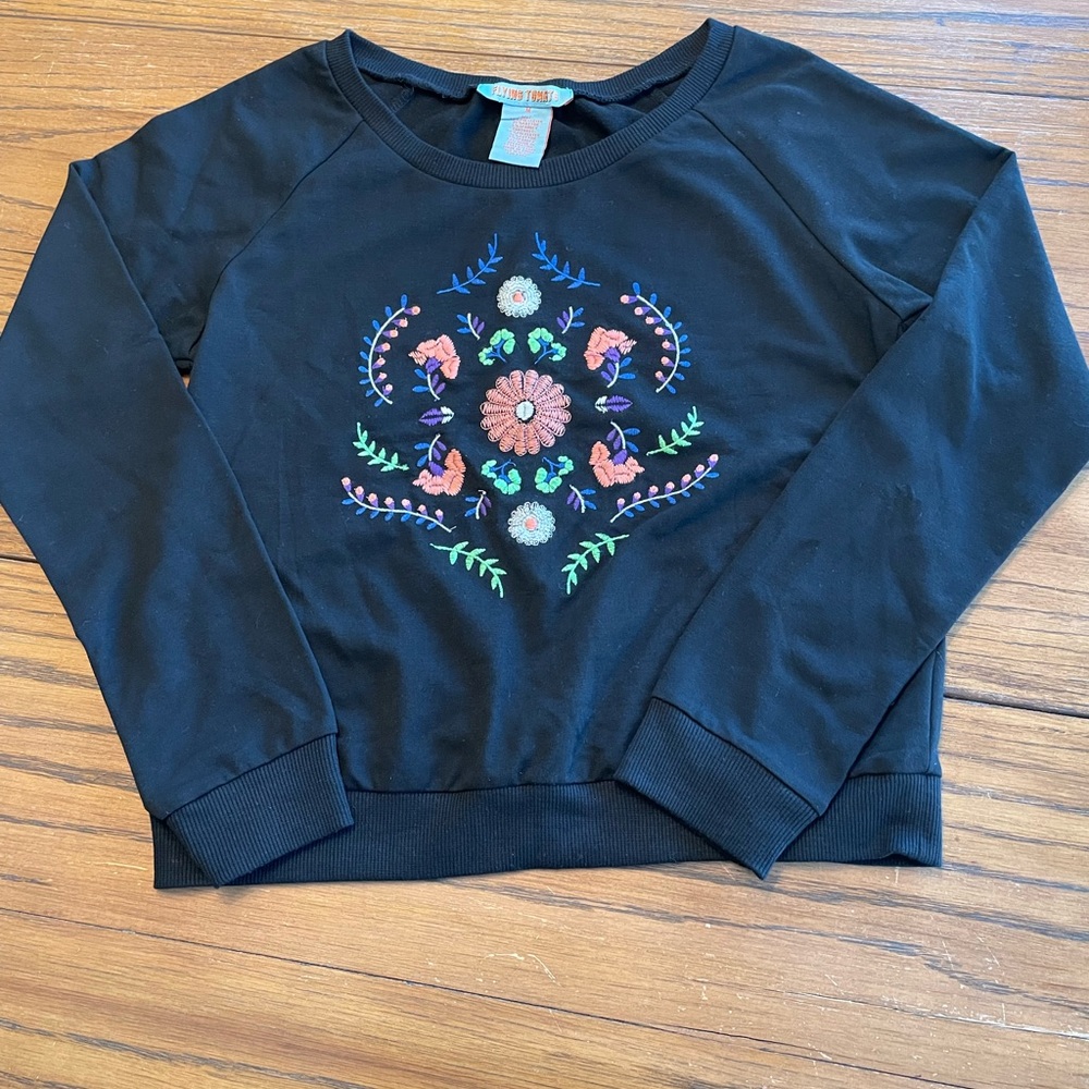 Boutique find: embroidered, light weight sweatshirt, size M but fits like a S